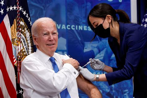 biden drop covid testing|US to end Covid vaccine air travel requirements .